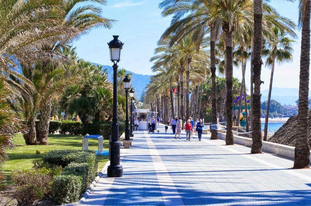 Los Arqueros Beach Marbella Bagian luar foto